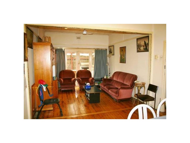 9 Riddell Road, Sunbury VIC 3429