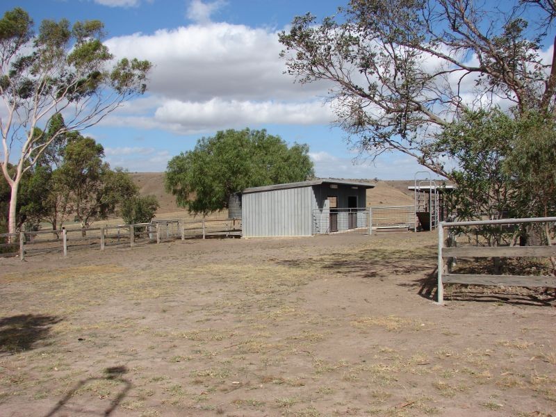 550 Settlement Road, Sunbury VIC 3429