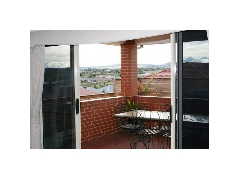 4 Ironbark Drive, Sunbury VIC 3429