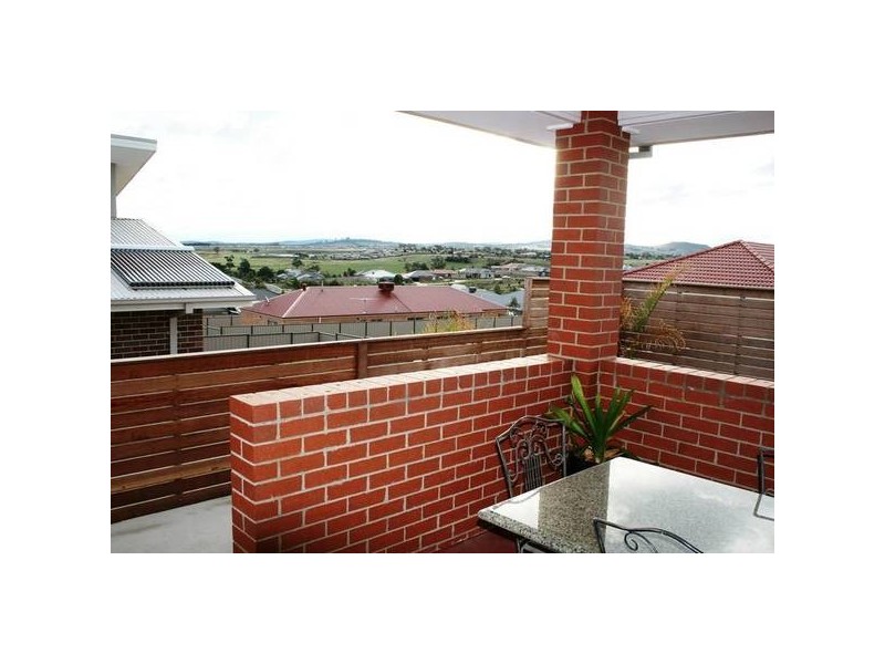 4 Ironbark Drive, Sunbury VIC 3429