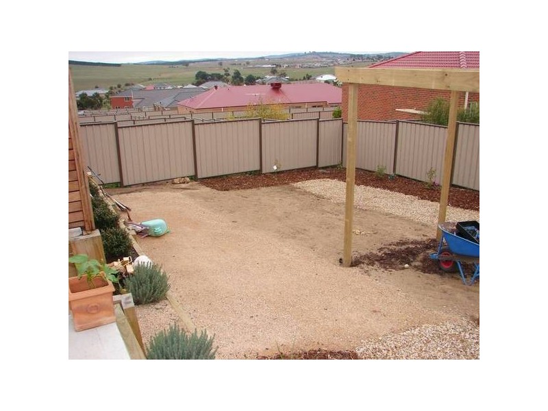 4 Ironbark Drive, Sunbury VIC 3429