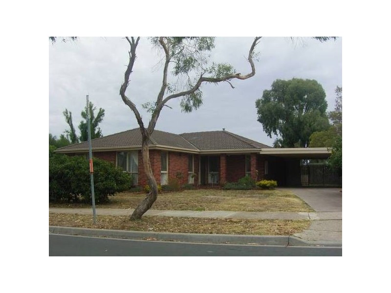 41 McEwen Drive, Sunbury VIC 3429