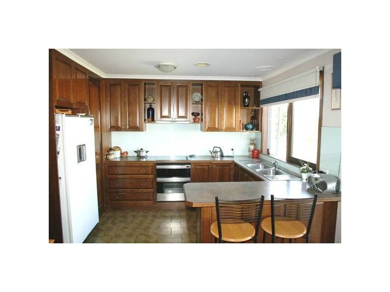 210 Settlement Road West, Sunbury VIC 3429