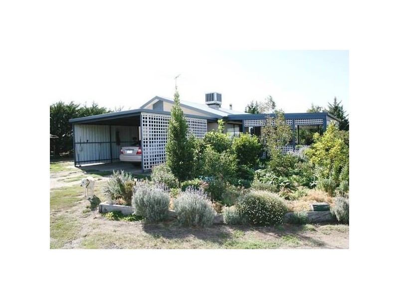 210 Settlement Road West, Sunbury VIC 3429