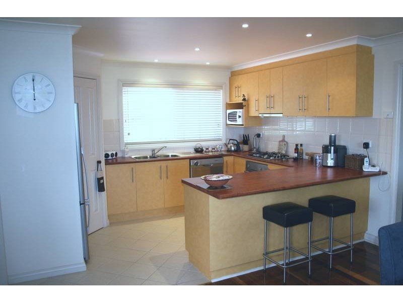 10 Rees Road, Sunbury VIC 3429