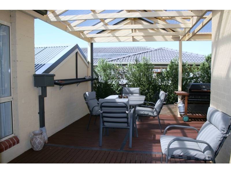 10 Rees Road, Sunbury VIC 3429