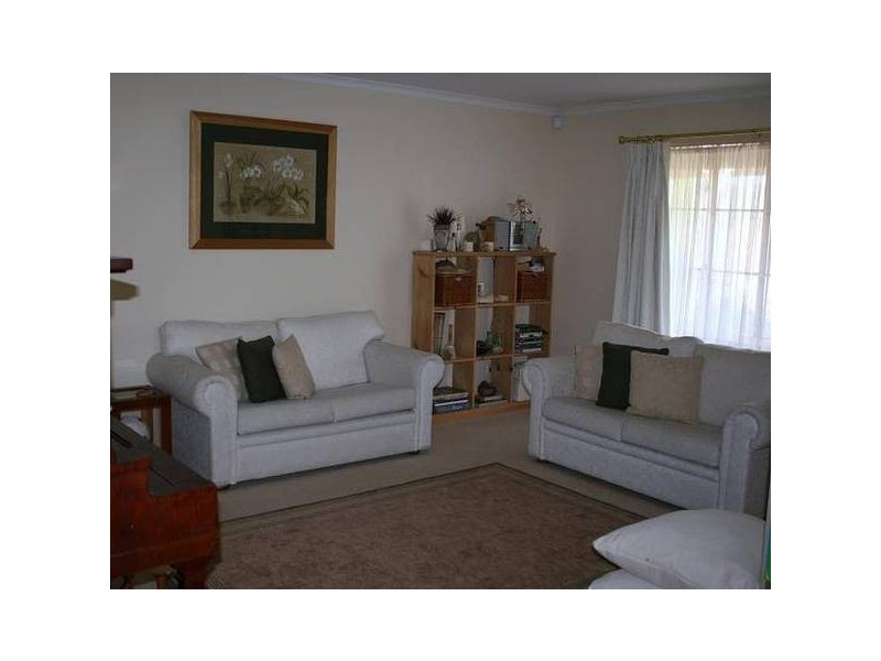 2 Magdalene Court, Sunbury VIC 3429