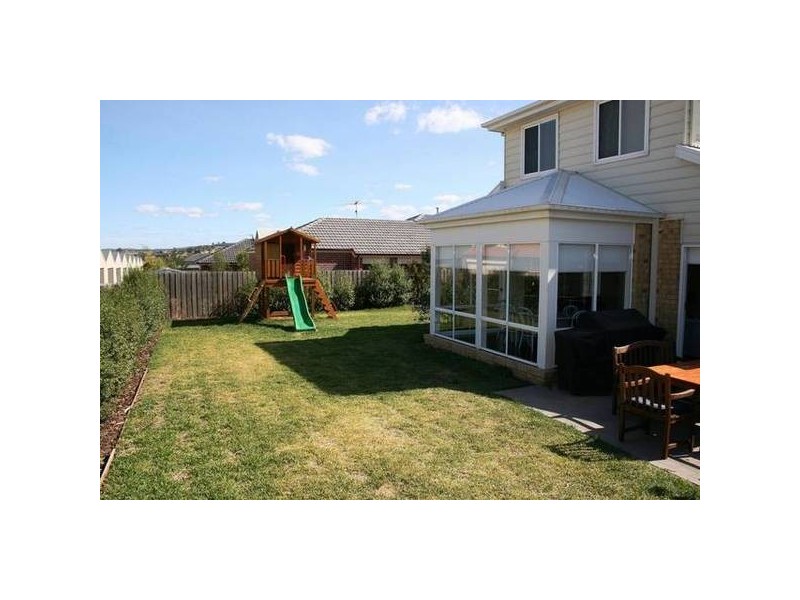 1 Liquidamber Way, Sunbury VIC 3429