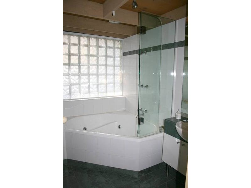 2 The Trump Close, Sunbury VIC 3429