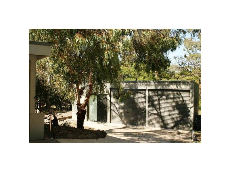 2 The Trump Close, Sunbury VIC 3429