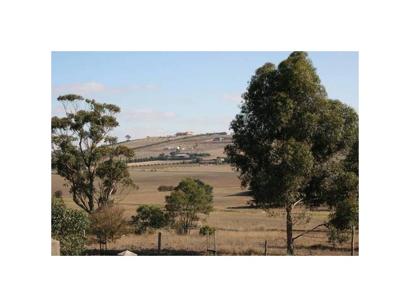 678 Finch Lane, Sunbury VIC 3429
