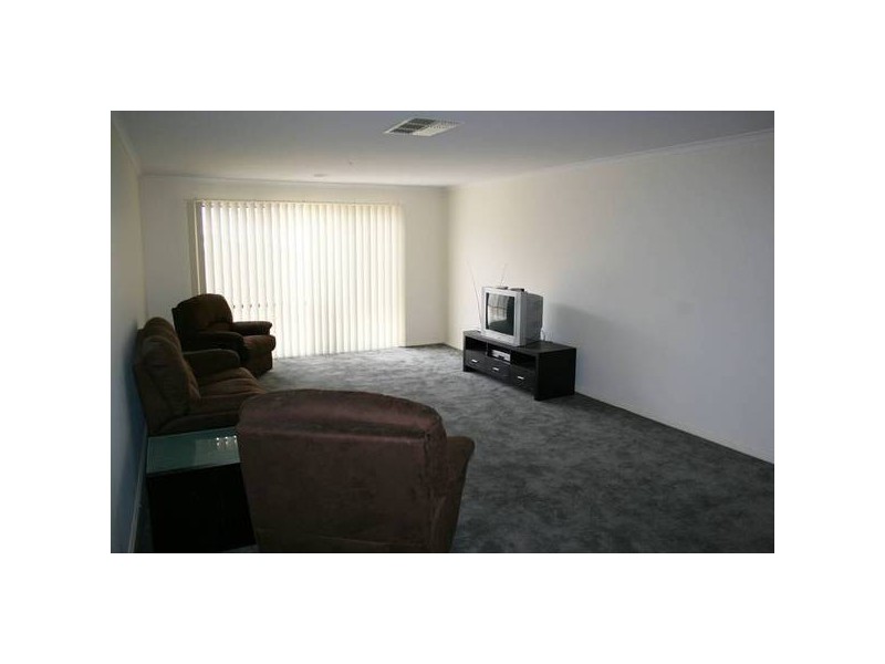 41 Balbethan Drive, Sunbury VIC 3429