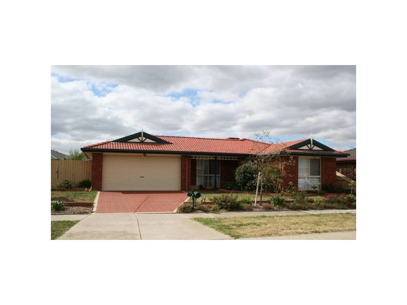 29 Noble Way, Sunbury VIC 3429
