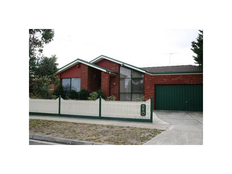 12 Harcombe Drive, Sunbury VIC 3429