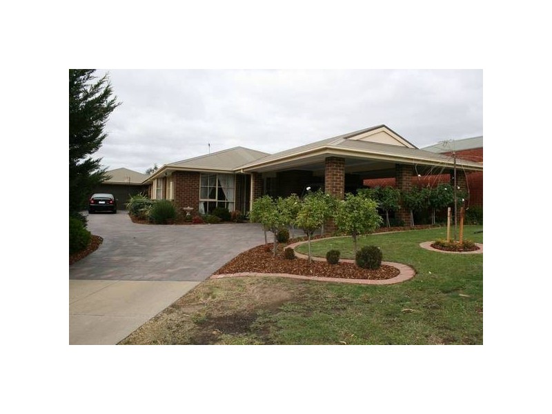 30 Kathryn Court, Sunbury VIC 3429