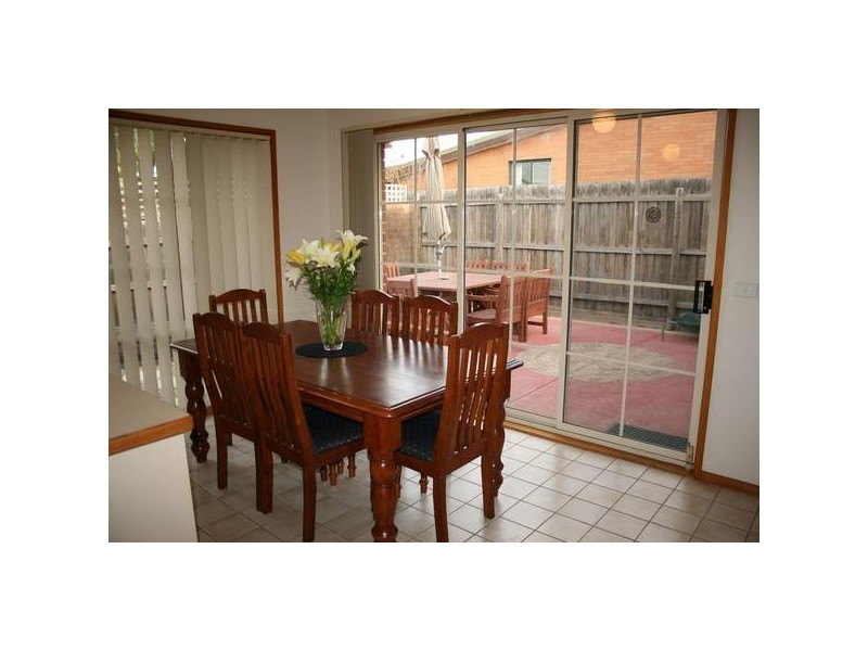 1/81 Pasley Street, Sunbury VIC 3429