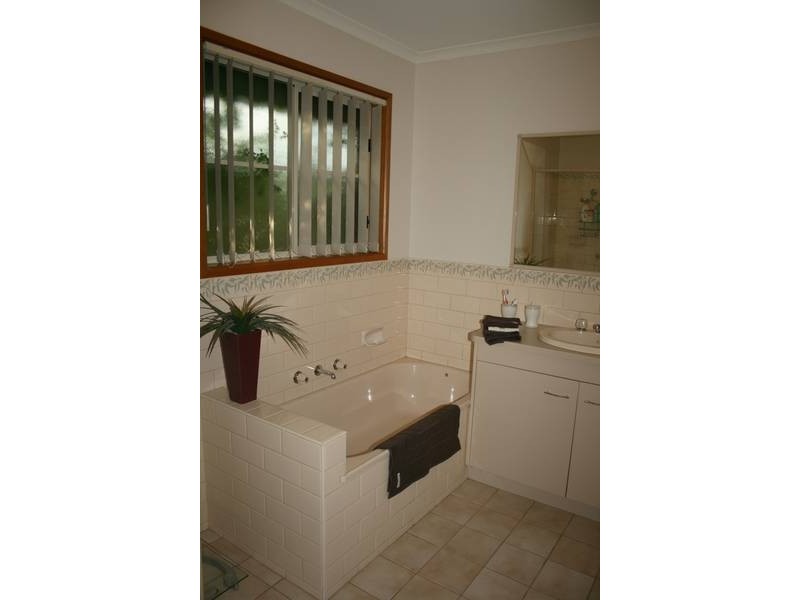 1/81 Pasley Street, Sunbury VIC 3429