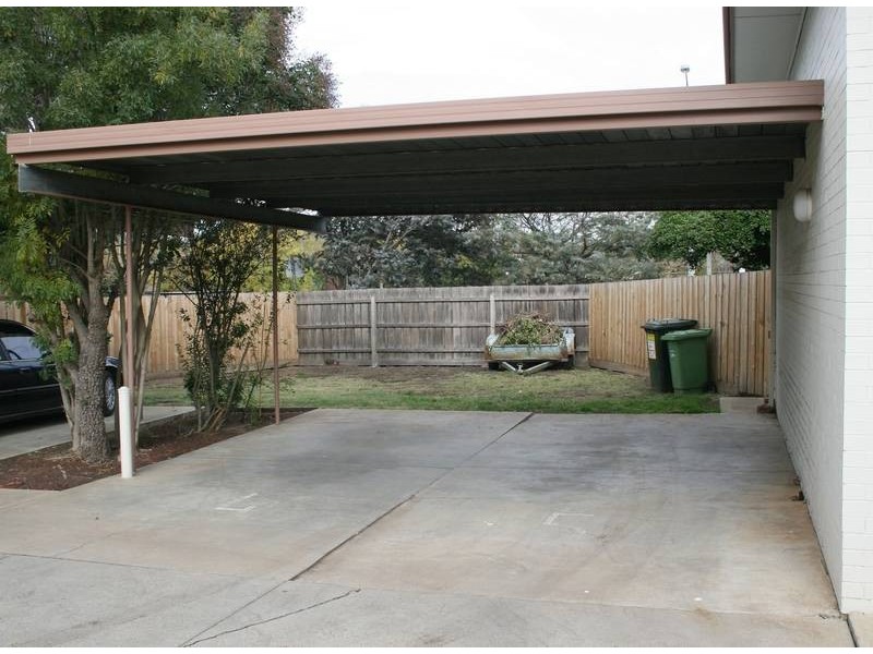 4/24 Barkly Street, Sunbury VIC 3429