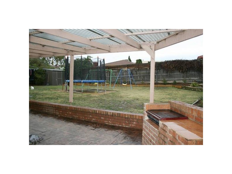 3 Dowling Court, Sunbury VIC 3429