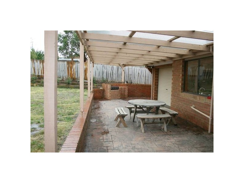 3 Dowling Court, Sunbury VIC 3429