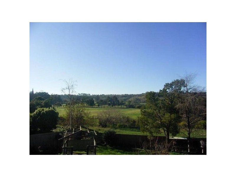 20 Ardcloney Drive, Sunbury VIC 3429