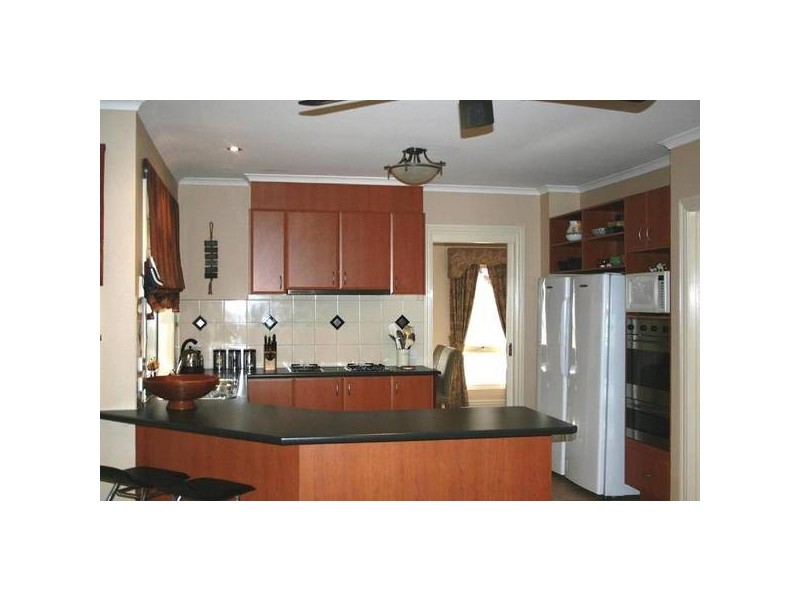 47 Fullwood Drive, Sunbury VIC 3429