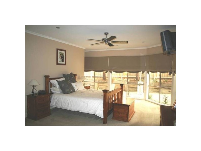 47 Fullwood Drive, Sunbury VIC 3429