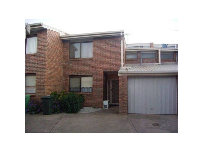 7/131-133 Evans Street, Sunbury VIC 3429