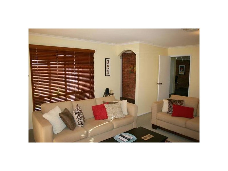 45 Aldridge Drive, Sunbury VIC 3429