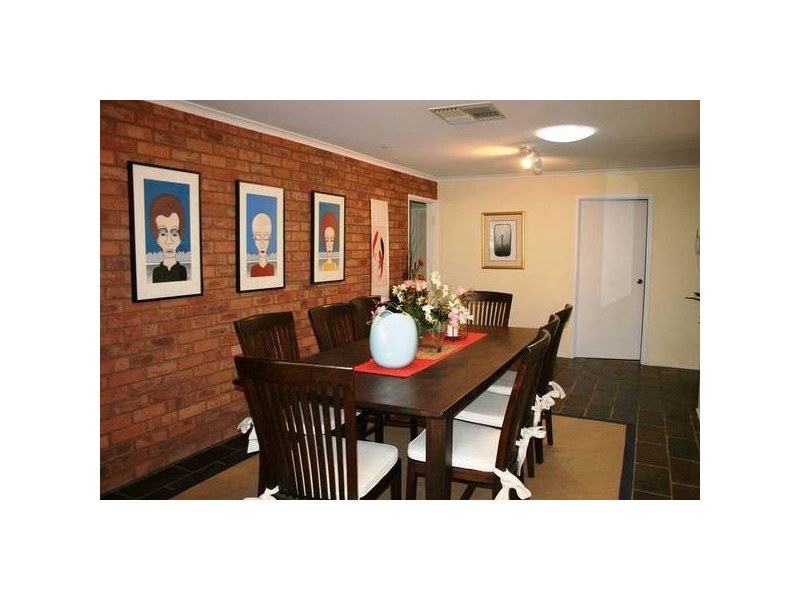 45 Aldridge Drive, Sunbury VIC 3429