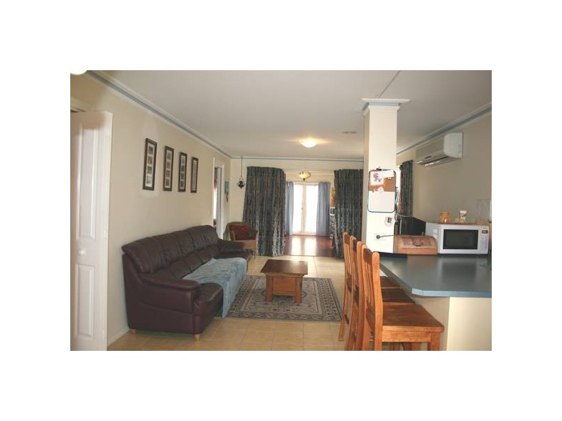 41 Fullwood Drive, Sunbury VIC 3429