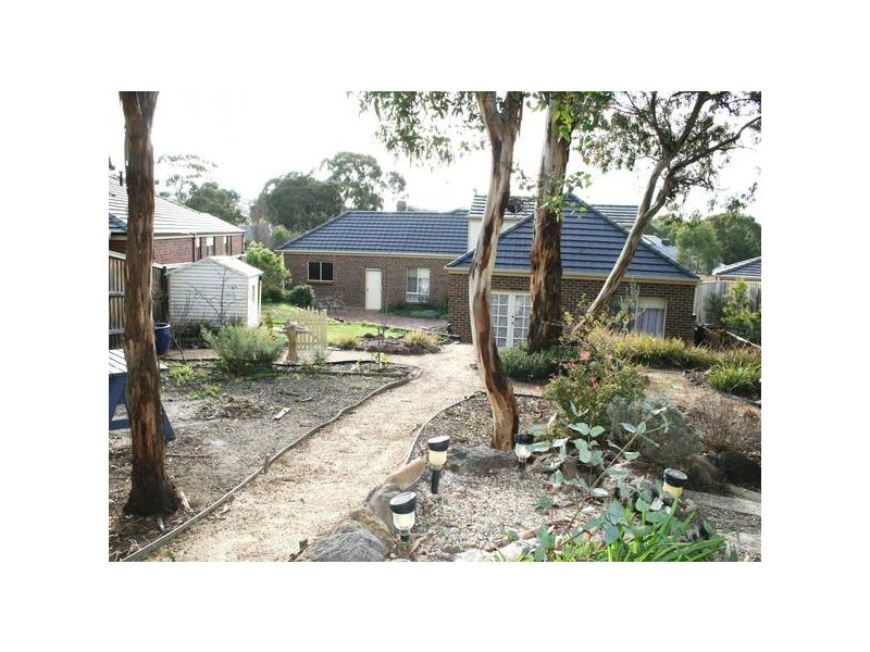 41 Fullwood Drive, Sunbury VIC 3429