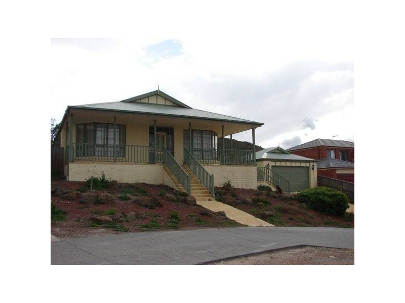 14 Hanke Place, Sunbury VIC 3429