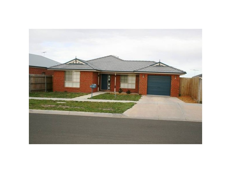 40 Burge Drive, Sunbury VIC 3429