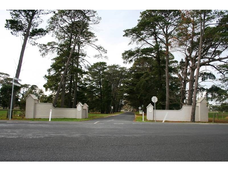 7 The Ridge, Oaklands Junction VIC 3063