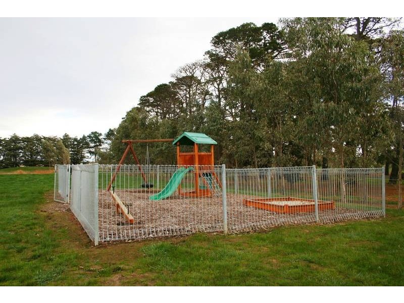 7 The Ridge, Oaklands Junction VIC 3063