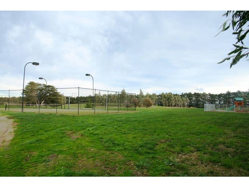 7 The Ridge, Oaklands Junction VIC 3063
