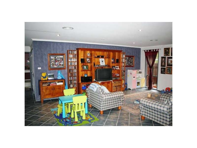 9 Kathryn Court, Sunbury VIC 3429