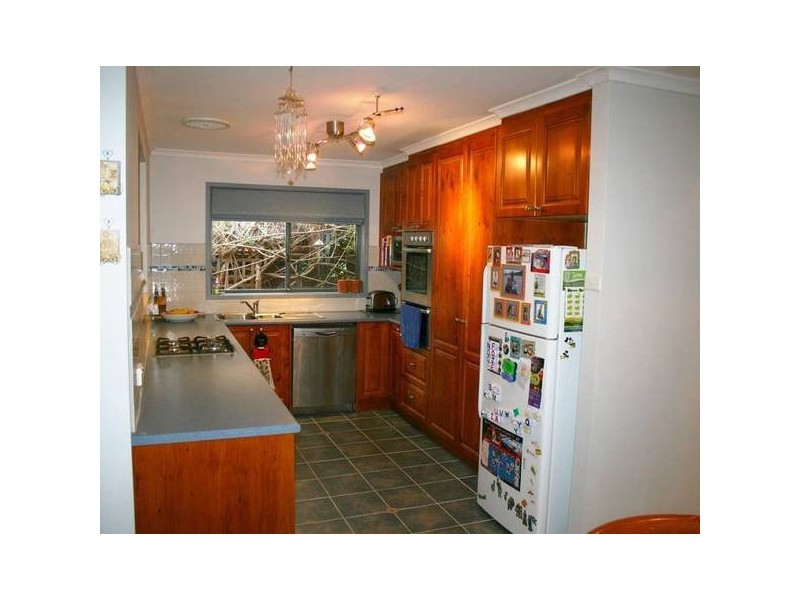 9 Kathryn Court, Sunbury VIC 3429