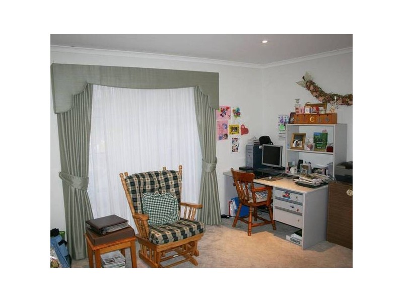 9 Kathryn Court, Sunbury VIC 3429