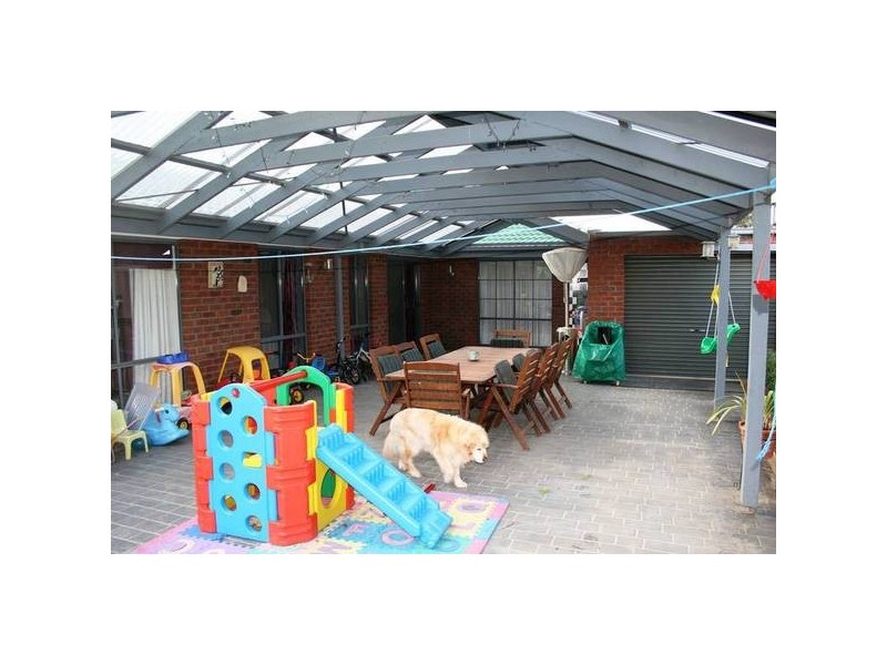 9 Kathryn Court, Sunbury VIC 3429