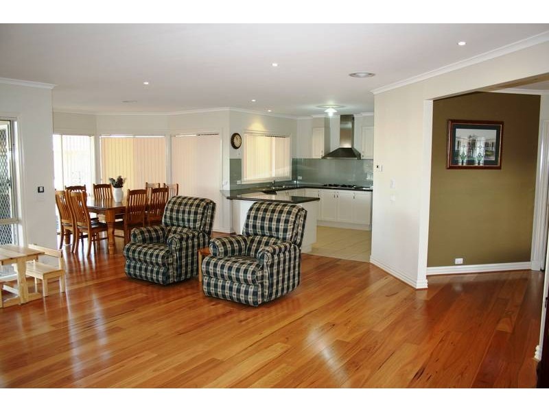 7 Marylebone Street, Sunbury VIC 3429