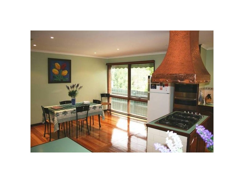 24 Shoring Road, Diggers Rest VIC 3427