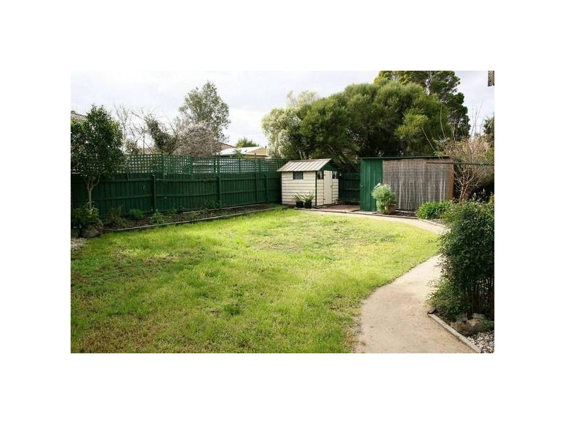 24 Shoring Road, Diggers Rest VIC 3427