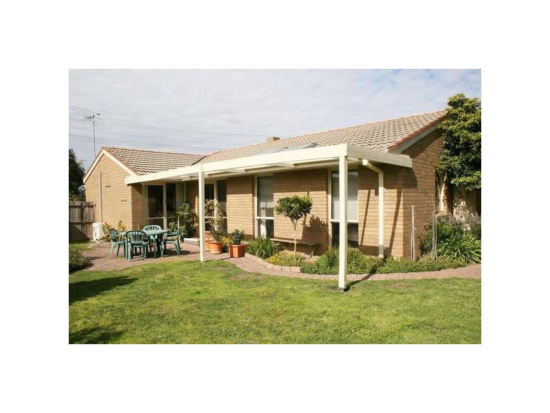 22 Deakin Street, Sunbury VIC 3429