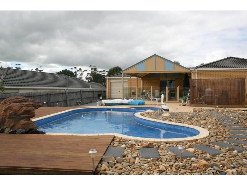 31 Parkview Drive, Sunbury VIC 3429