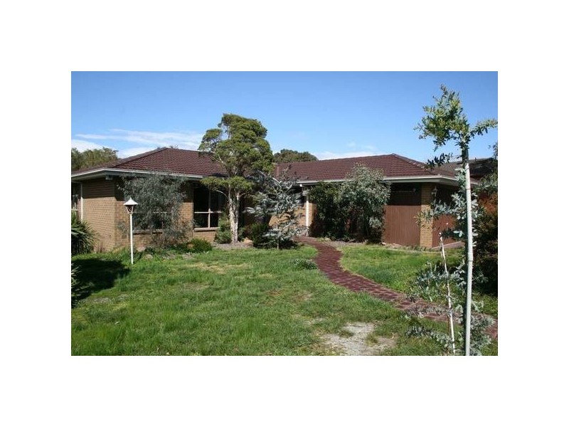 10 La Trobe Court, Sunbury VIC 3429