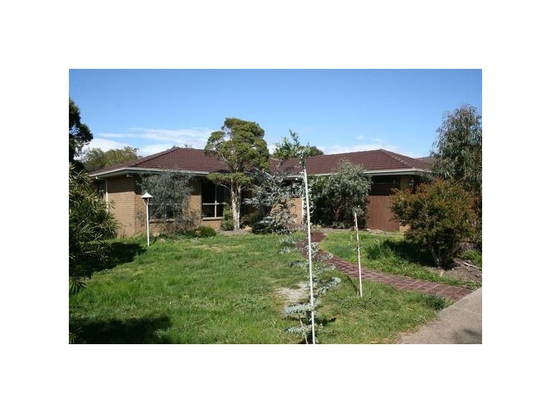 10 La Trobe Court, Sunbury VIC 3429
