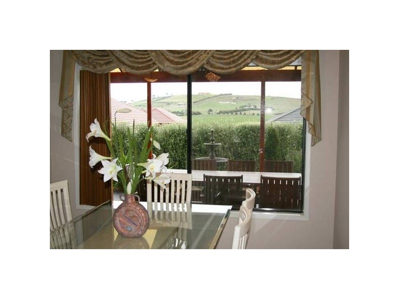 13 Swift Street, Sunbury VIC 3429