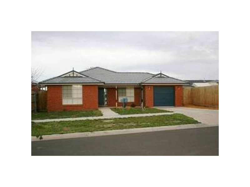 40 Burge Drive, Sunbury VIC 3429